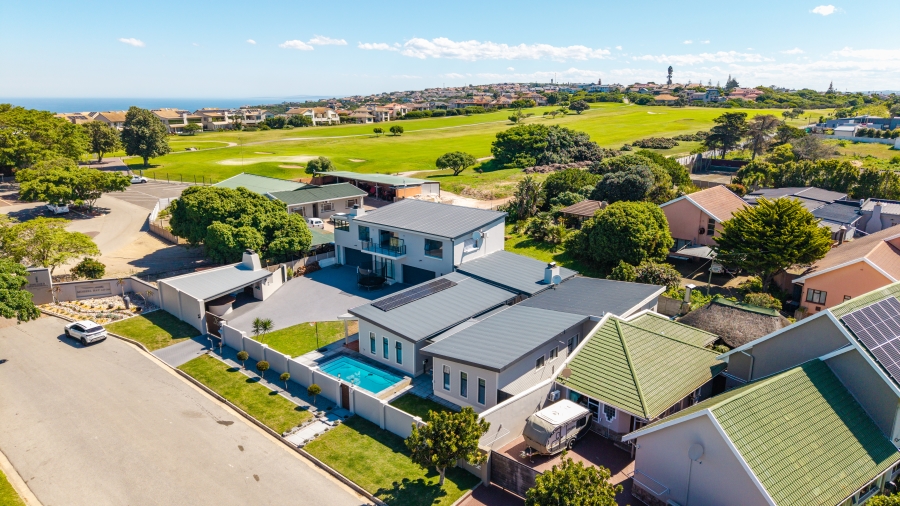 4 Bedroom Property for Sale in Mossel Bay Central Western Cape